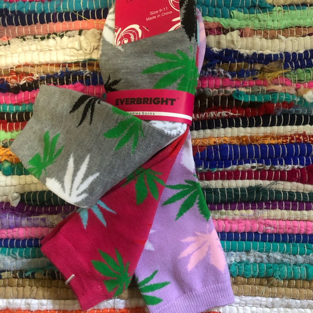 Weed socks